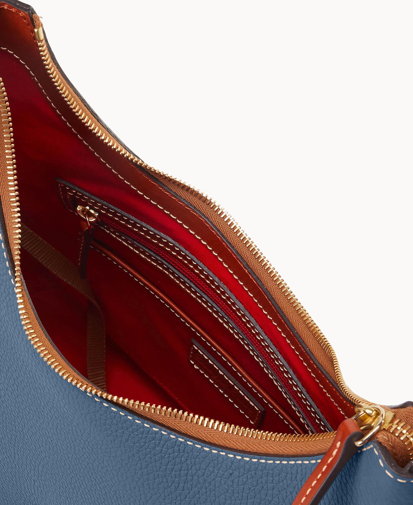Pebble Grain Hobo - Image 18