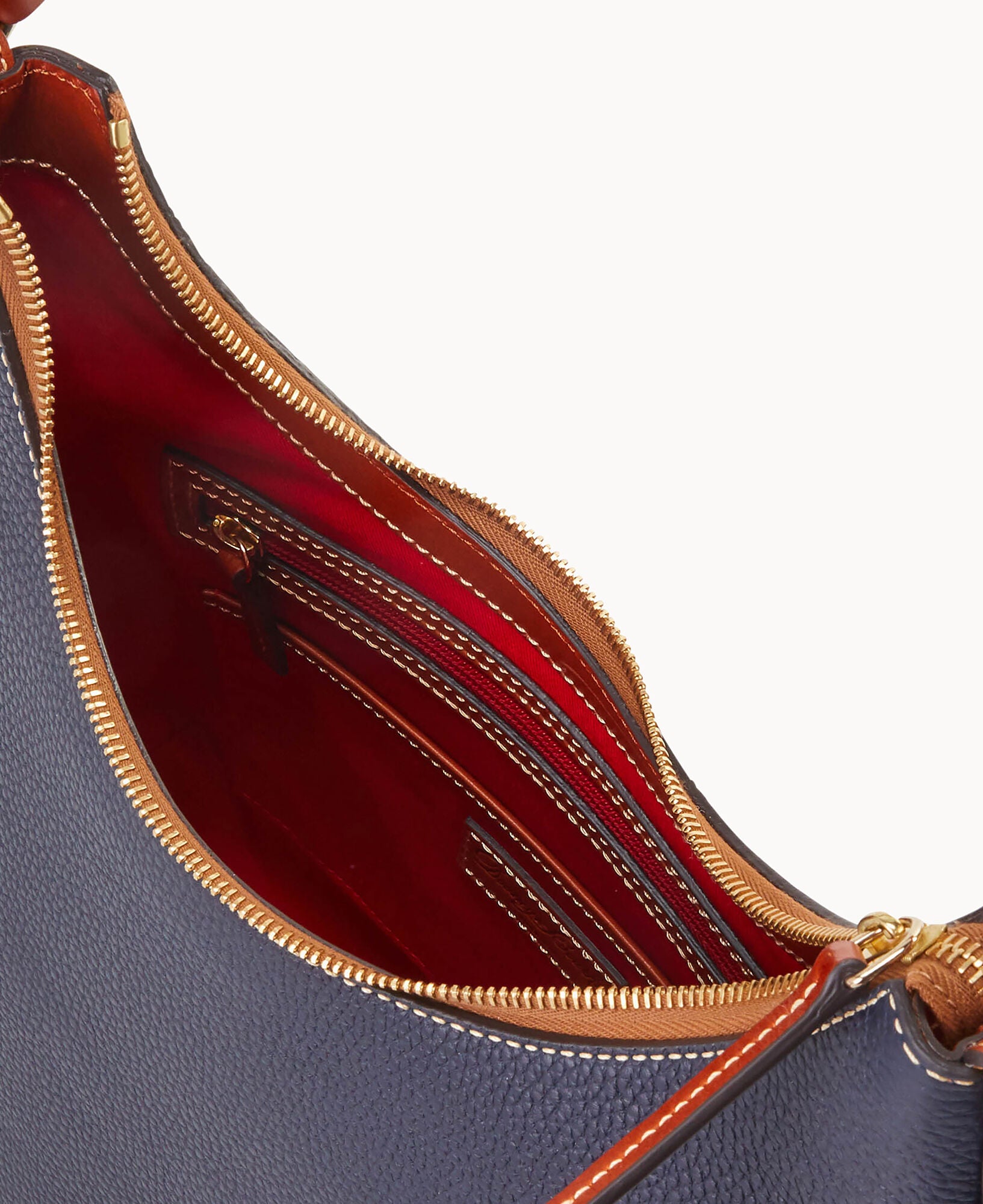 Pebble Grain Hobo - Image 3