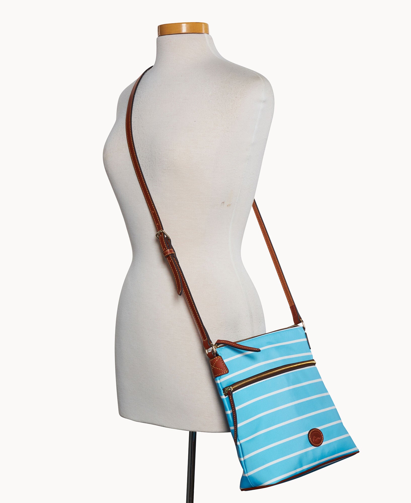 Eastham Crossbody - Image 16